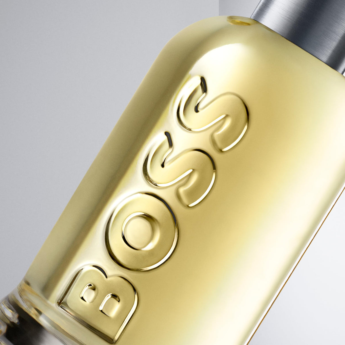 Hugo Boss Bottled EDT gift box presents a refined fragrance set.