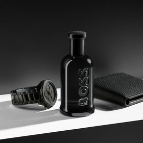 Hugo Boss Bottled Parfum leather accents highlight durability and sophistication for evening wear.