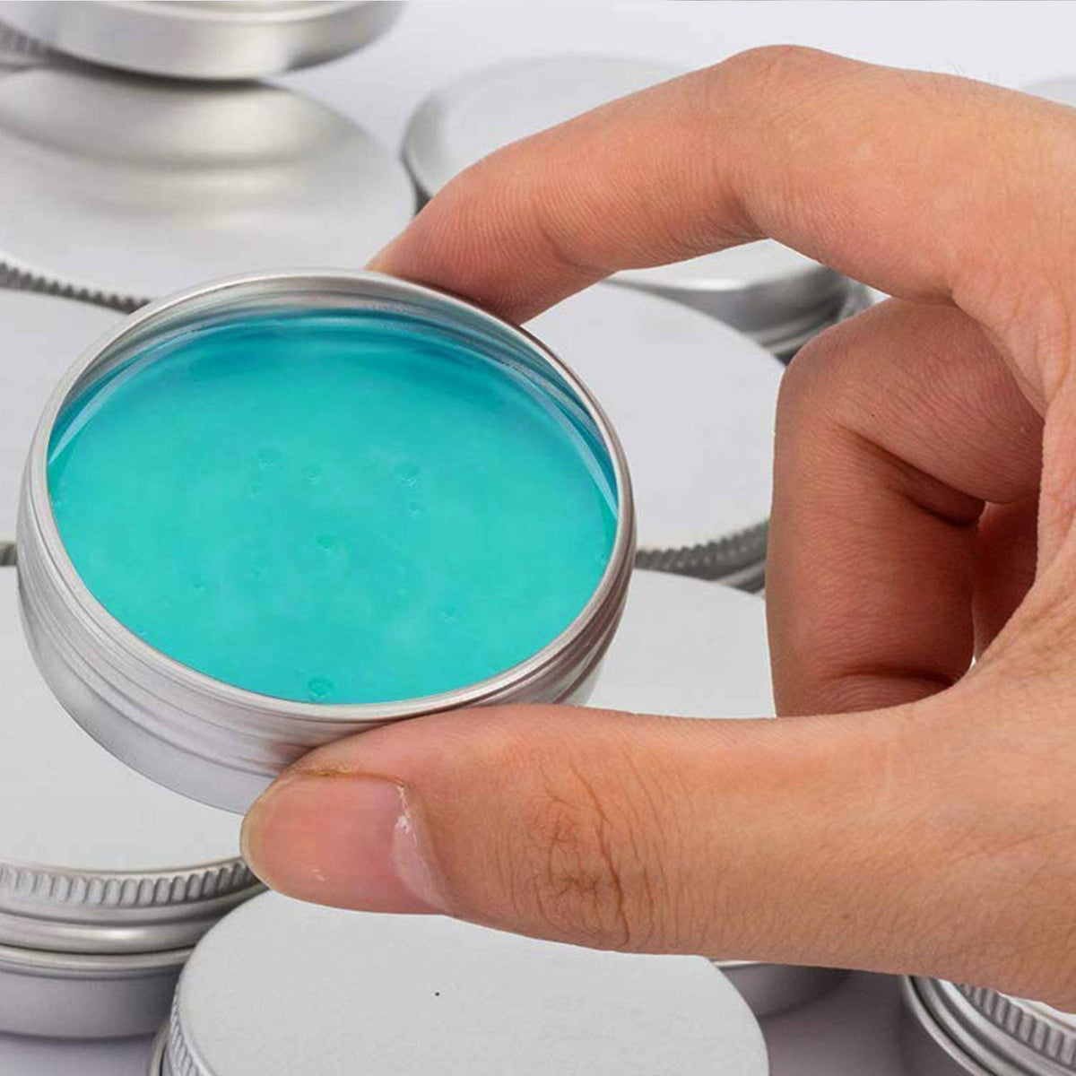 Hulless cosmetic packaging container ideal for samples and creams