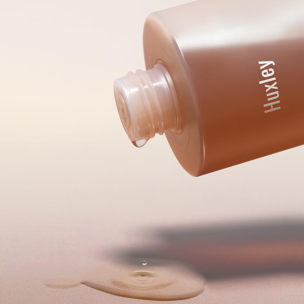 Pads application demonstrating layering and moisture mask option.