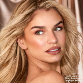 ICONIC LONDON champagne pearl highlighter glow for luminous finish
