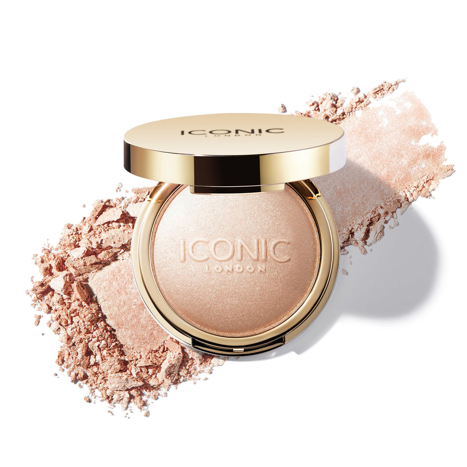 ICONIC LONDON Lit and Luminous highlighter compact for a seamless glow.