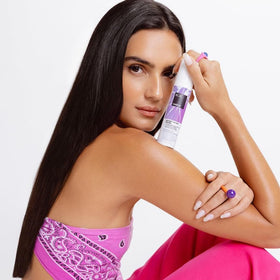 IGK CASH IN Instant Repair Serum bottle showing immediate smoothing and heat protection.