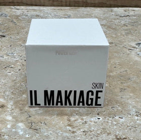 IL MAKIAGE Power Redo Wrinkle Fix packaging signals premium anti-aging care.