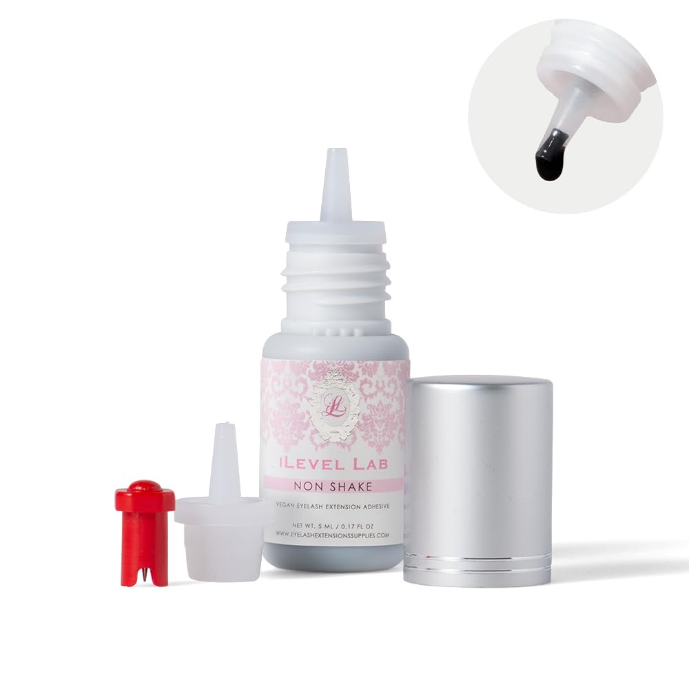iLevel Lab vegan and formaldehyde-free formula for sensitive clients.