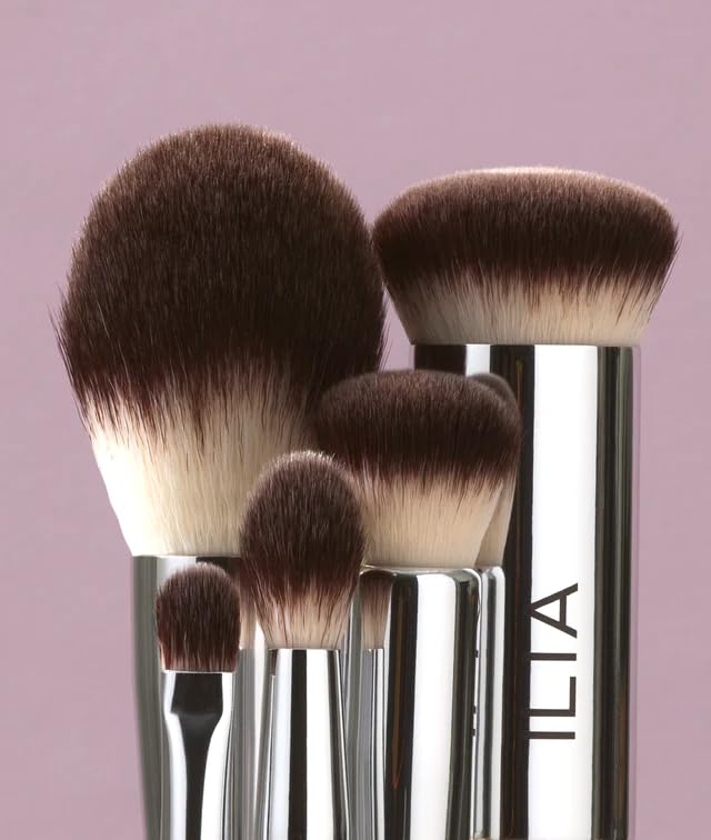 ILIA blending brush with Allure Best of Beauty 2025 badge
