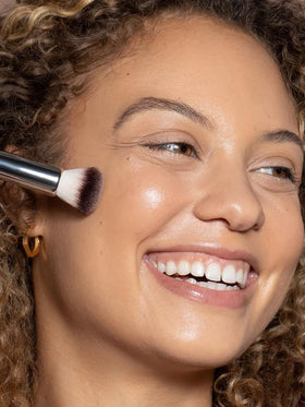 ILIA Complexion Brush multi-tasking design reaches corners for an even finish.