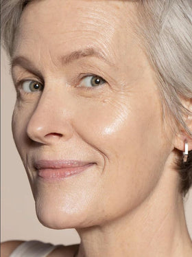 ILIA non-nano zinc-oxide formula offers breathable sun and blue light defense.