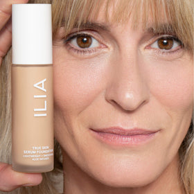 ILIA True Skin Foundation applicator for seamless blending