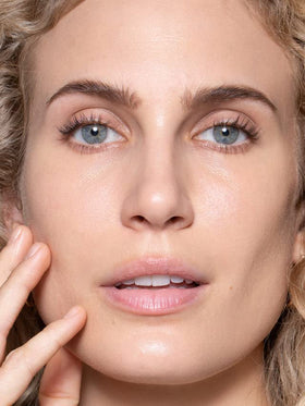 Recyclable ILIA packaging emphasizing sustainable beauty choices