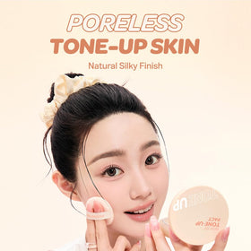I'M MEME Compact velvet finish pressed powder creating a natural look