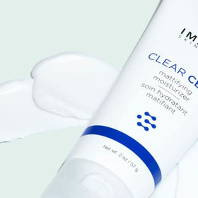 IMAGE Skincare CLEAR CELL Mattifying Moisturizer application demonstrates quick morning routine hydration