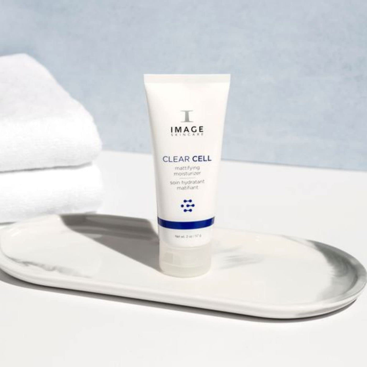 IMAGE Skincare CLEAR CELL Mattifying Moisturizer oil-control formula visibly reduces shine