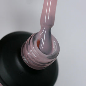 IN.HYPE N.HYPE Elastic Base nail coverage shot demonstrates pigmented camouflage
