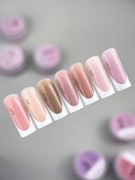 IN.HYPE self-leveling UV gel enables easy, beginner-friendly application