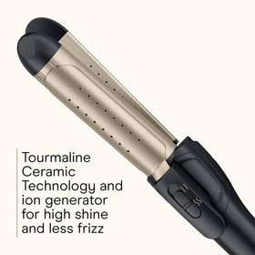 INFINITI PRO CONAIR 2-in-1 Styler plates and barrel enable straight and curl styling