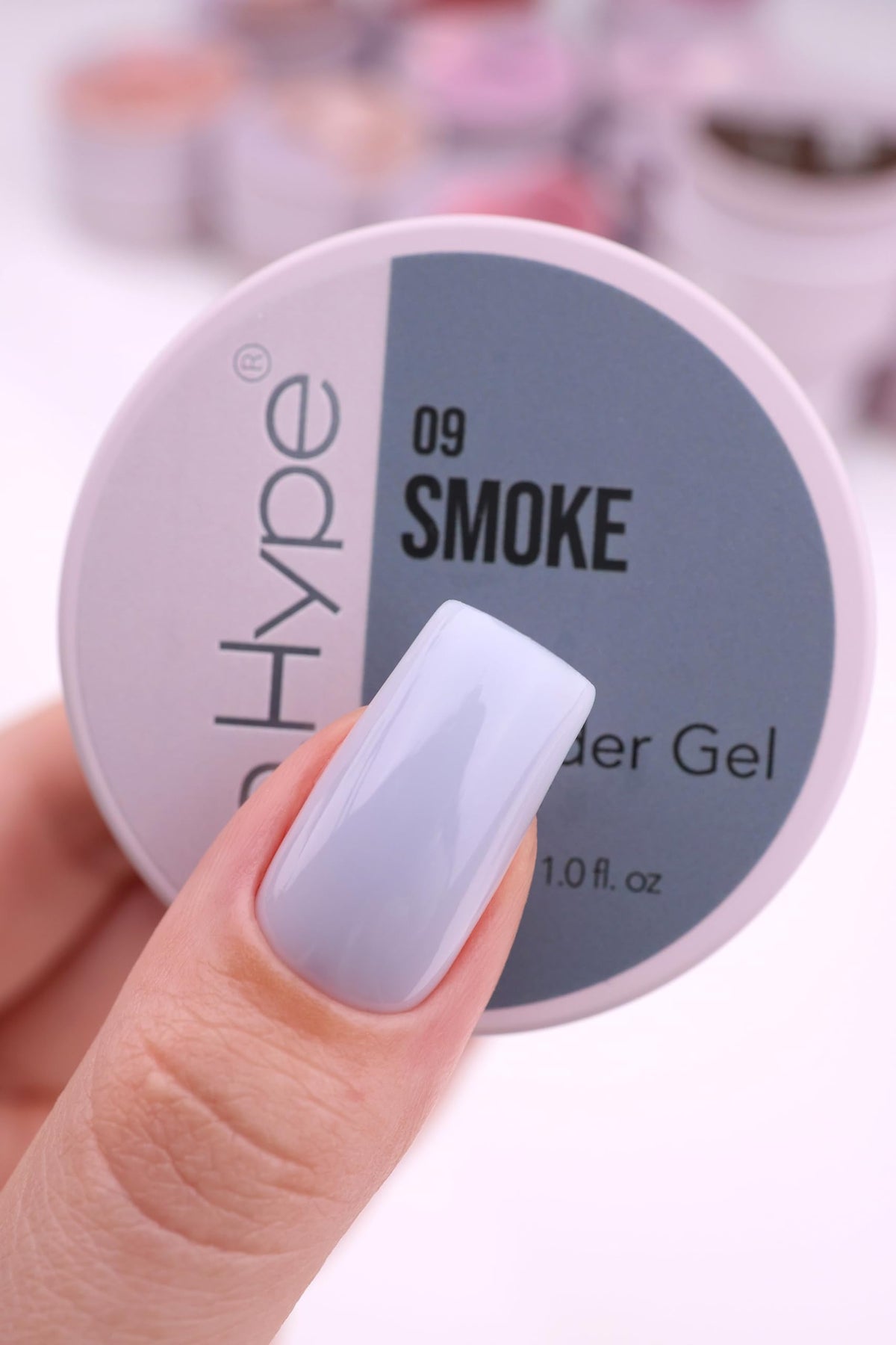 IN.HYPE builder gel Smoke on nails for strong overlays and growth protection