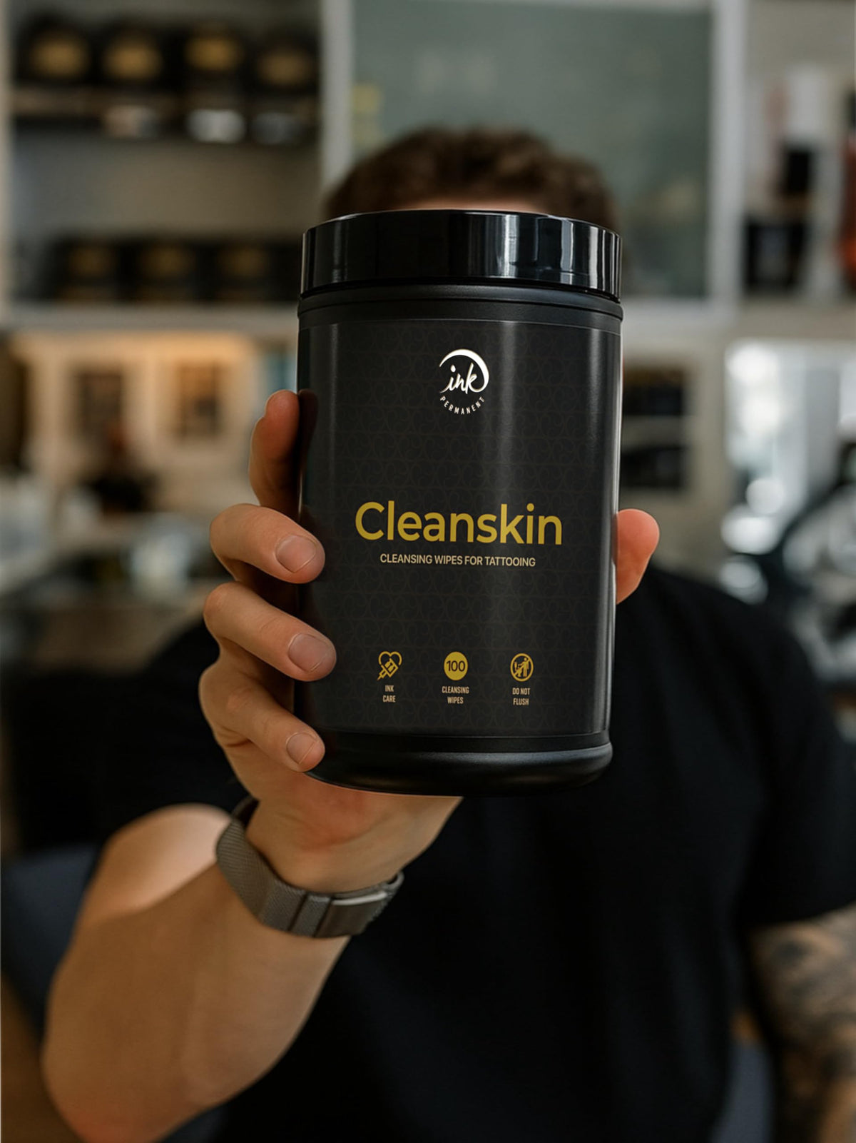 Ink Permanent pre-soaked green soap wipes ideal for mess-free prep.