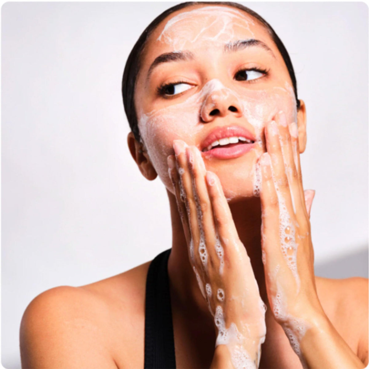 Innbeauty Project Keep It Clean packaging-detail suitable for morning and evening routines