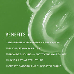 INNERSENSE I Create Curl Memory Gel defines curls with elongation and definition.
