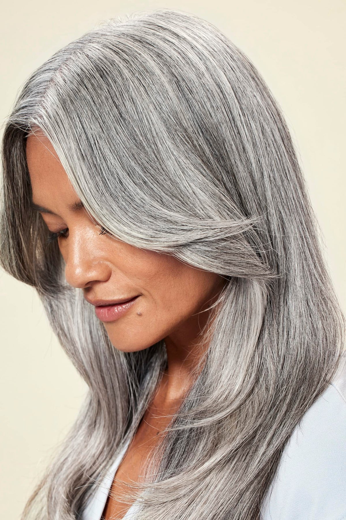 INNERSENSE Monoi oil ingredient close-up emphasizing nourishing oils for color-treated locks.
