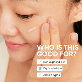 Innisfree Aloe Vitalizing Gel ready for body use on legs after sun exposure.