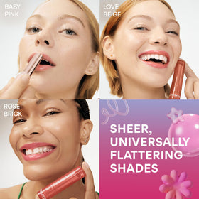 Innisfree coral blush shade on lips demonstrating buildable tint