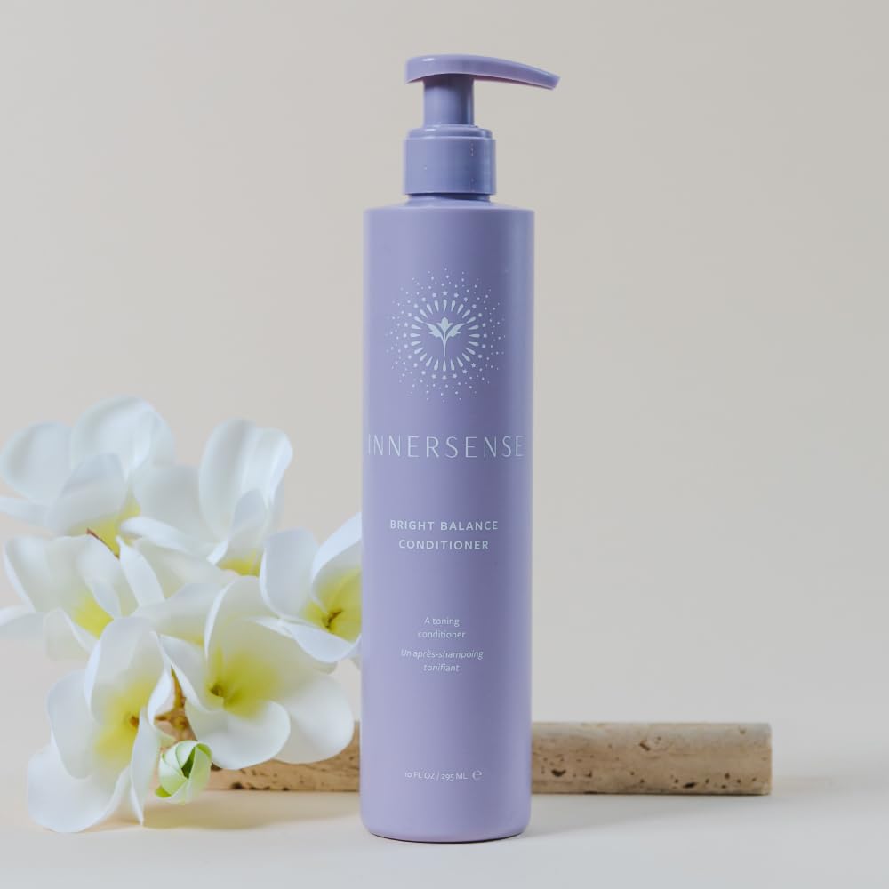 INNERSENSE Silicone-free formula supports a clean conditioning routine.