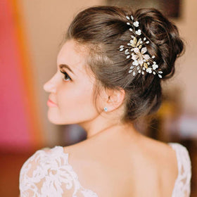 insowni gold U-shaped pearl hair pins add subtle sparkle