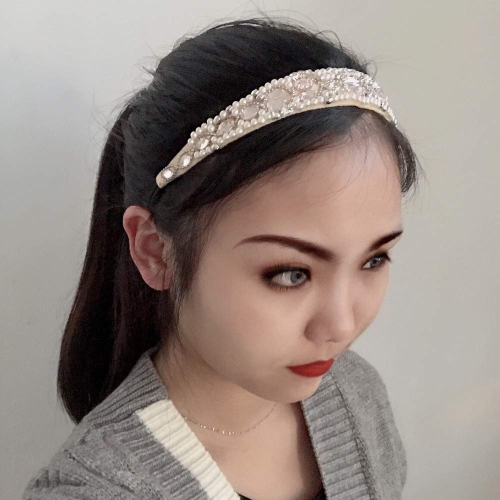 Inspirelle multi-style beaded headband style 6 blends with casual or formal outfits.