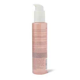 Ion Thickening Styler being applied for natural lift and even distribution.