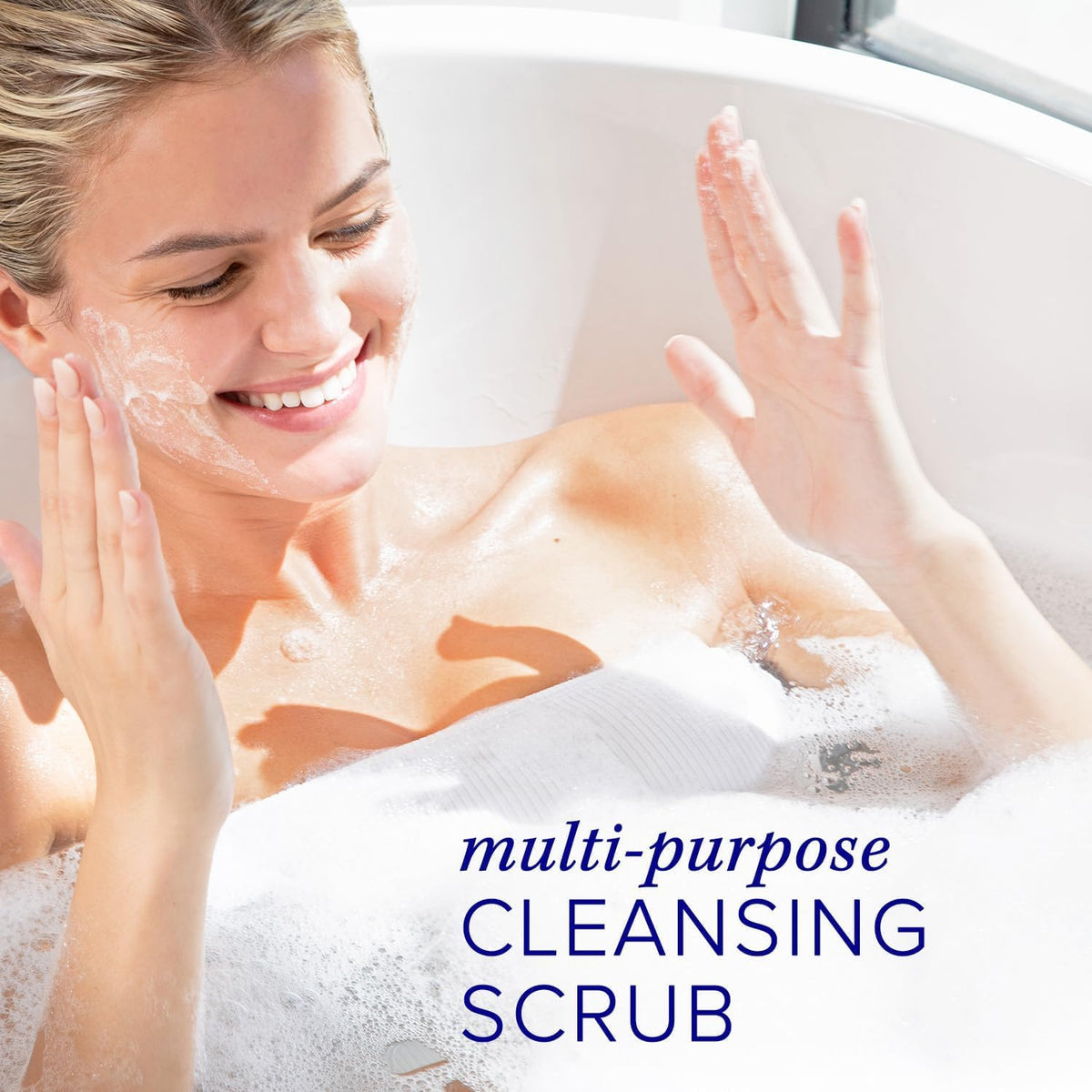 iS Clinical Cleansing Complex Polish pore-focused scrub effect on refined skin texture