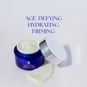 iS CLINICAL Youth Intensive Crème texture detail indicating luxurious hydration and velvety finish