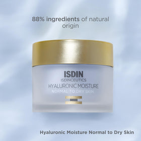 ISDIN Isdinceutics Hyaluronic Moisture applied on skin showing fast absorption