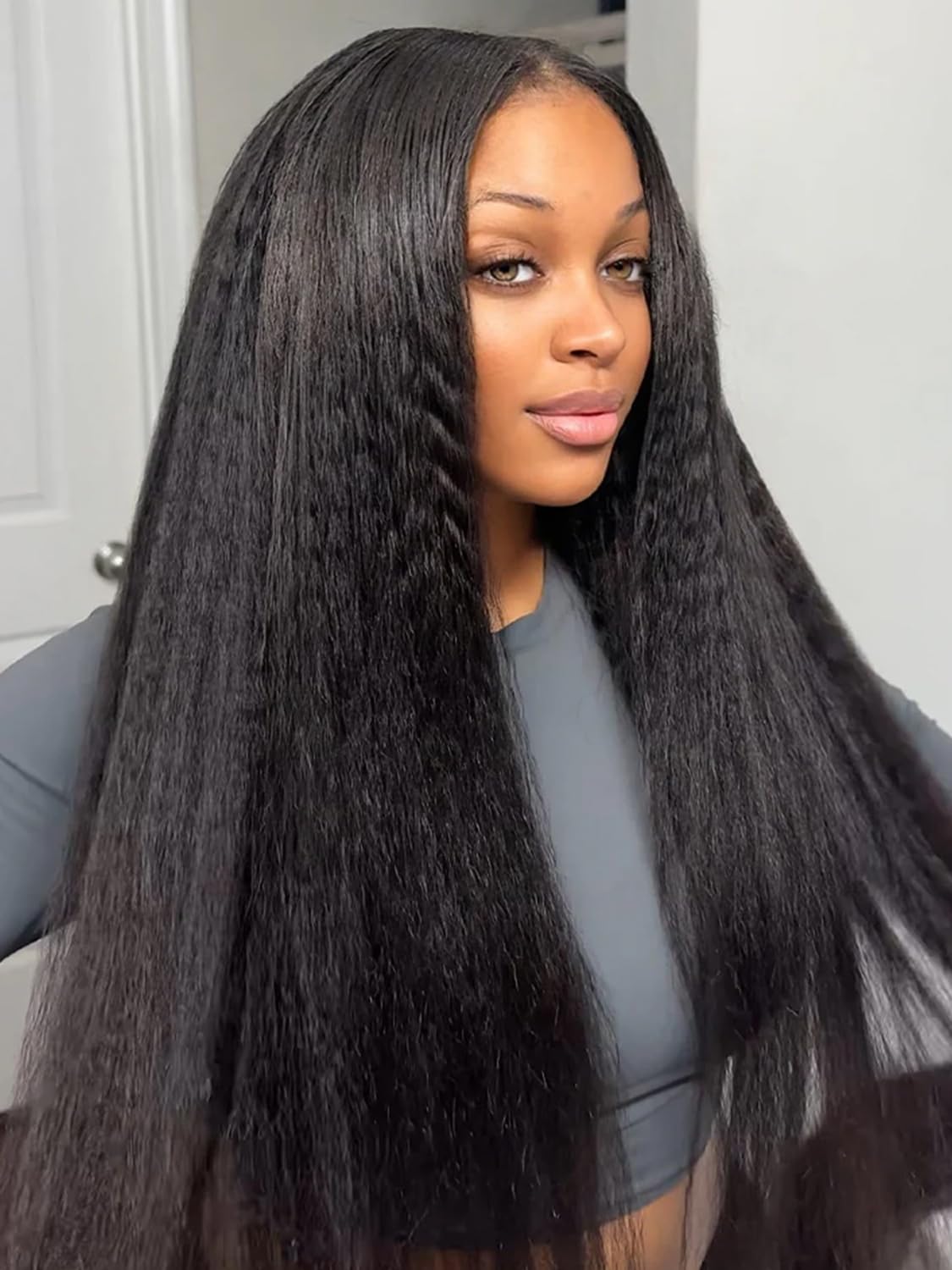 ISEE 18-inch wig length shown for dramatic, natural fall