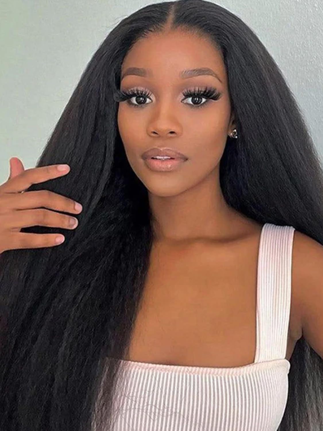 ISEE 3-in-1 wig 22in kinky straight side view for quick style transitions.