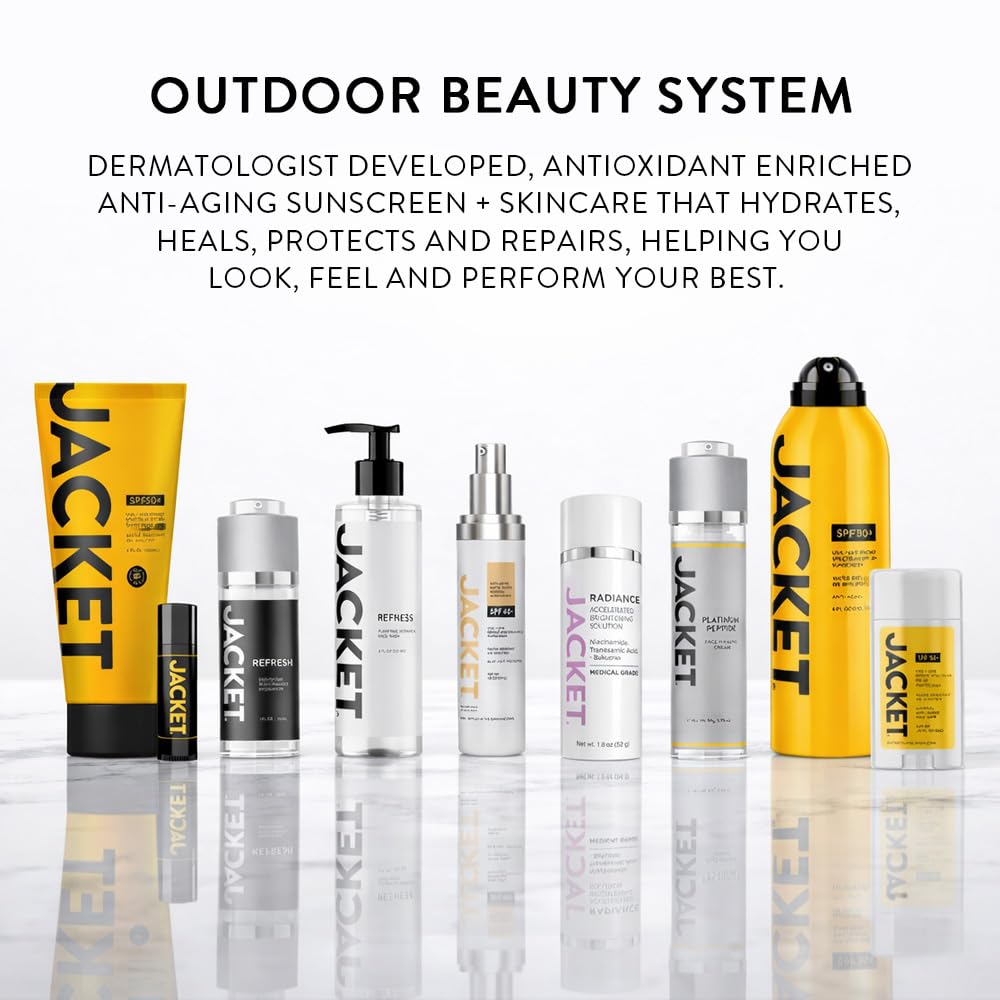 JACKET SPF 50+ shows water resistance during outdoor activities.