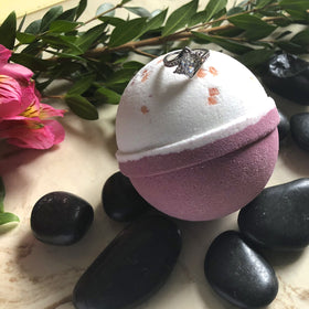 Jackpot Candles bath bomb with natural ingredients, vegan and paraben-free