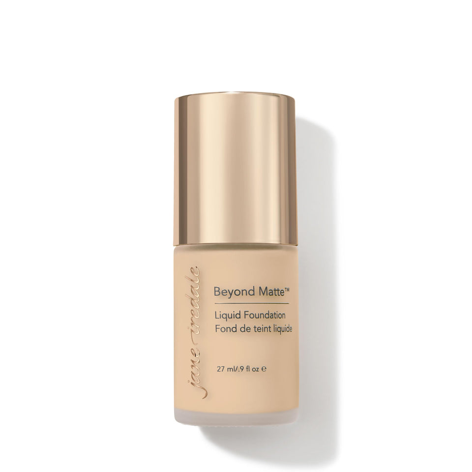 Jane Iredale Beyond Matte bottle with pump for precise, long-wearing coverage.
