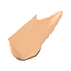 Skin swatch showing semi-matte finish and natural glow with Beyond Matte.