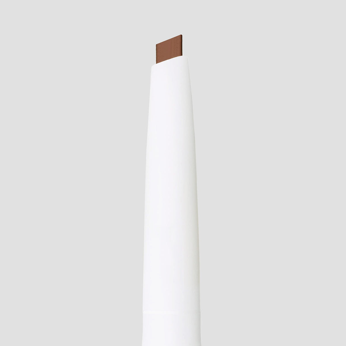 Jane Iredale PureBrow water-resistant formula stays put without smudging through daily activities.