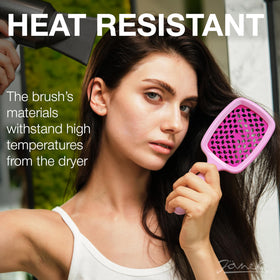 Janeke Superbrush Lilac-Fux ideal for blow-drying sessions with heat resistance