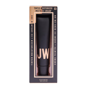 Jason Wu tinted moisturizer Vitamin B3 and Vitamin E provide nourishing care.