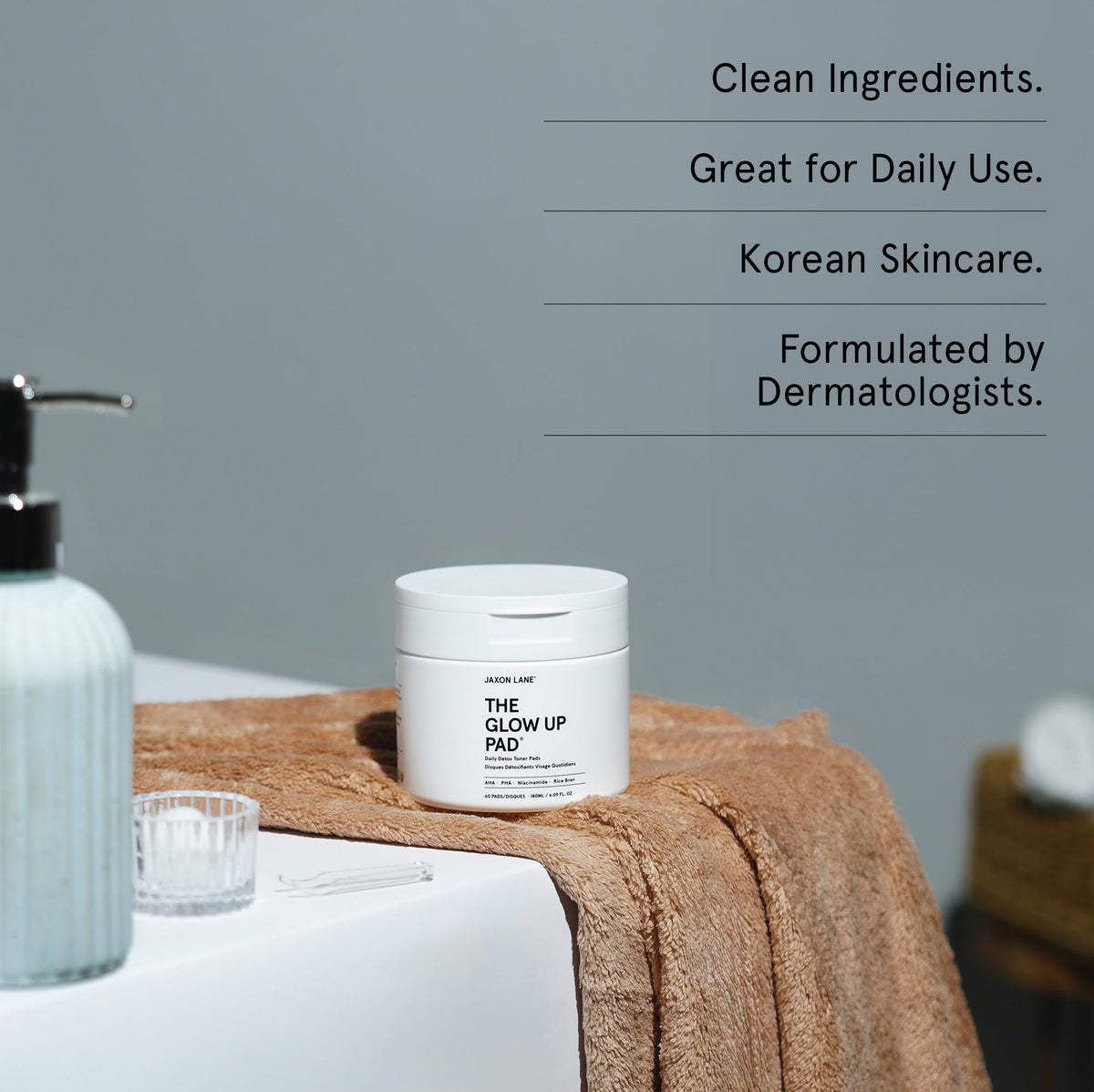 JAXON LANE Alcohol-free and fragrance-free label, clean beauty for sensitive skin.