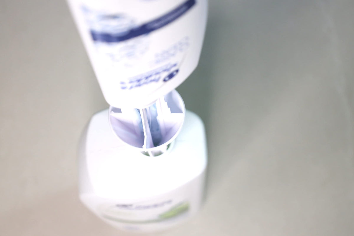 JCK Innovations Every Drop universal transfer works with many bottle shapes and sizes