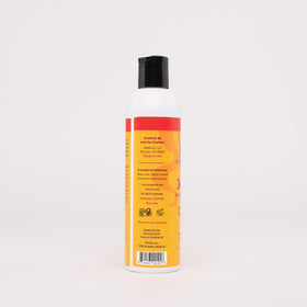 Jessicurl Hair Cleansing Cream avocado oil highlight conveys nourishing scalp care.