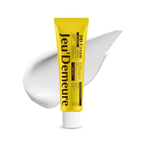 JEU'DEMEURE DermiShuttle DD Cream bottle with sleek packaging for deep hydration