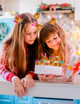 JMZYJZH plush capybara clips add festive charm to outfits.