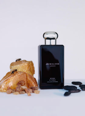 Lavender top-note profile in Jo Malone Myrrh & Tonka for a fresh opening.