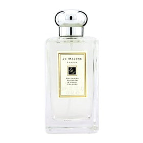 Jo Malone Nectarine Blossom & Honey packaging, elegant and gift-ready.